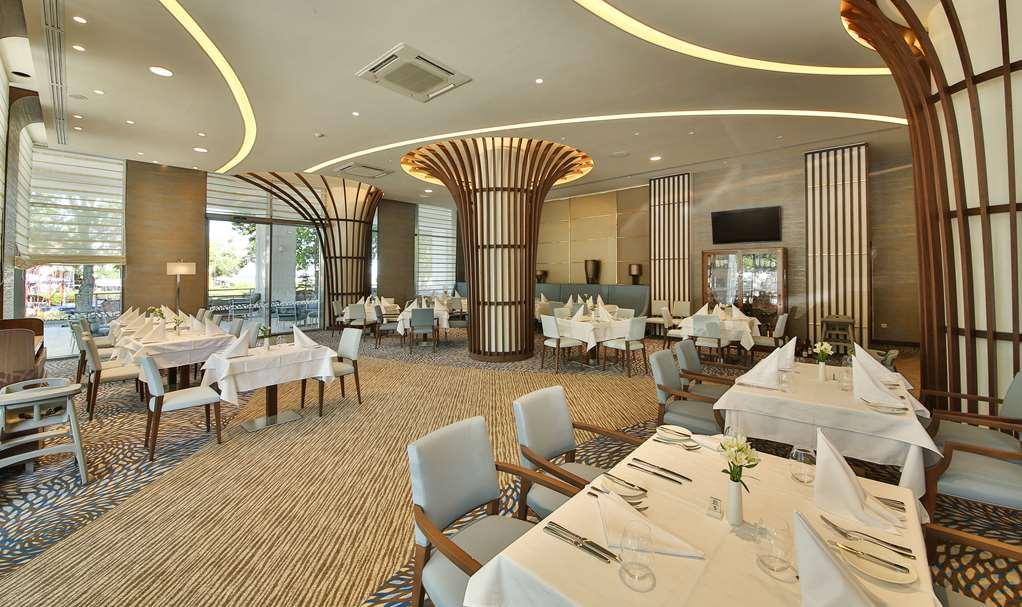 Maritim Hotel Paradise Blue Albena Restoran fotoğraf