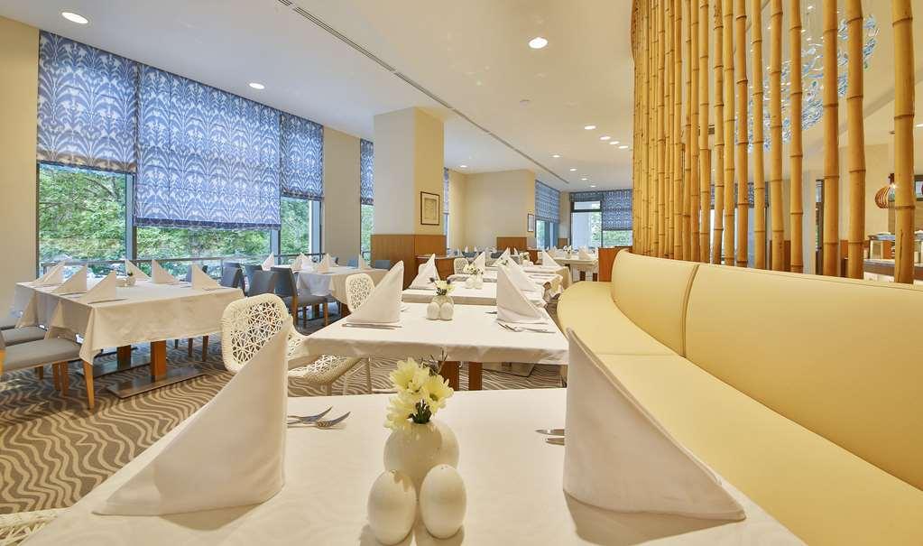 Maritim Hotel Paradise Blue Albena Restoran fotoğraf