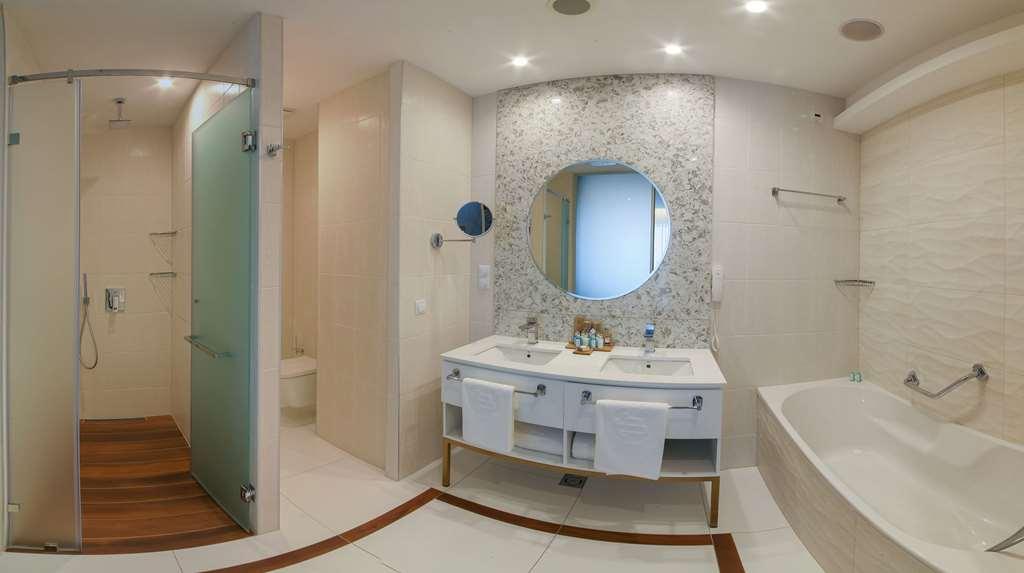 Maritim Hotel Paradise Blue Albena Oda fotoğraf
