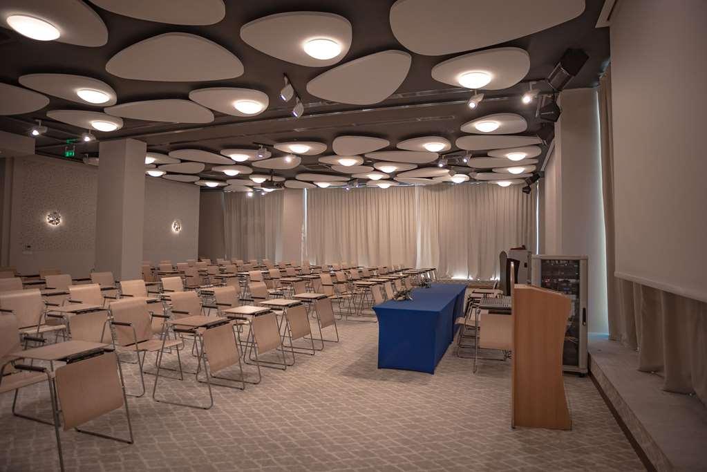 Maritim Hotel Paradise Blue Albena Konforlar fotoğraf