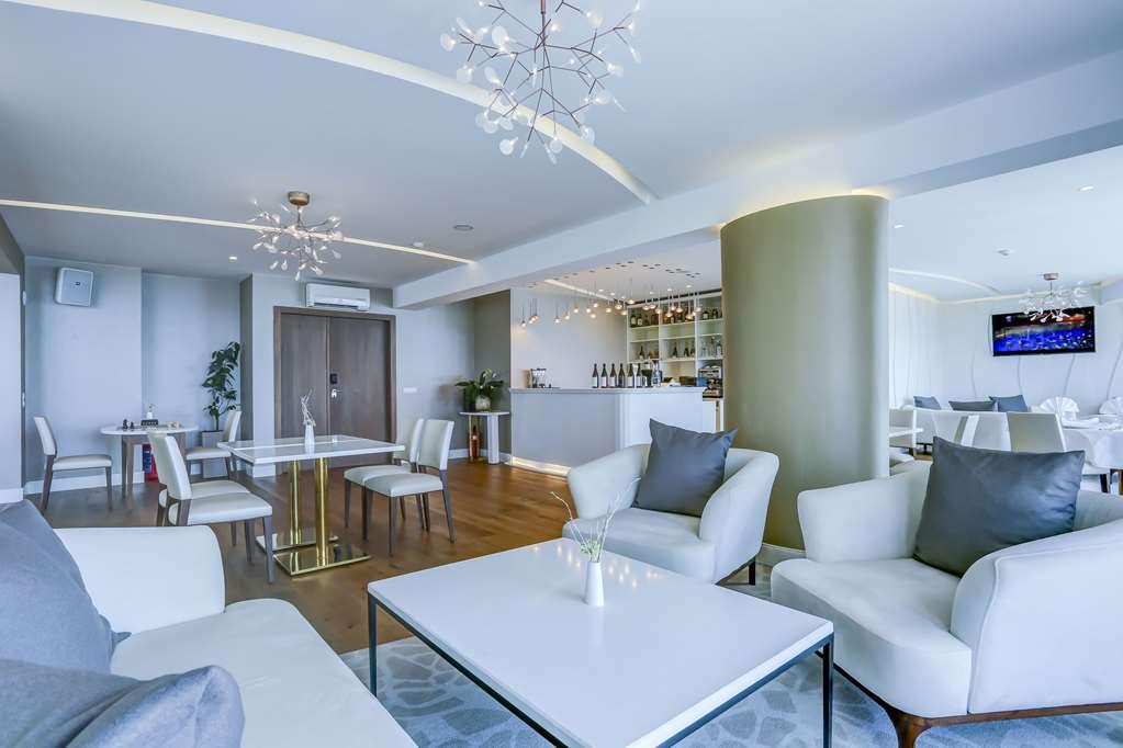 Maritim Hotel Paradise Blue Albena Restoran fotoğraf