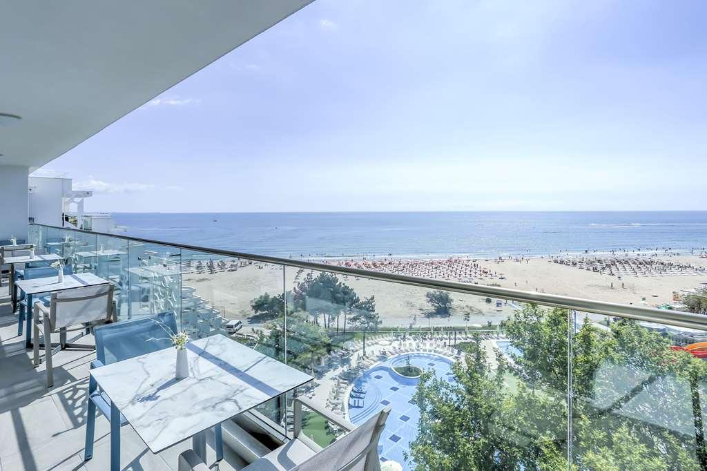 Maritim Hotel Paradise Blue Albena Restoran fotoğraf